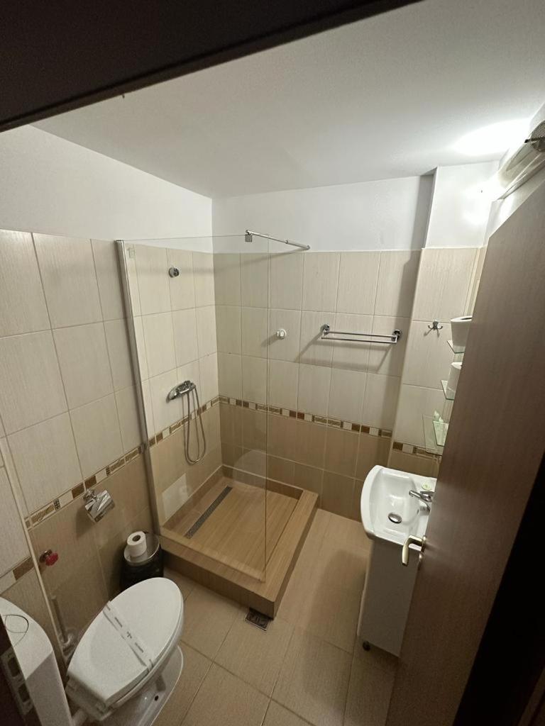 Hotel Promenada ママイア エクステリア 写真