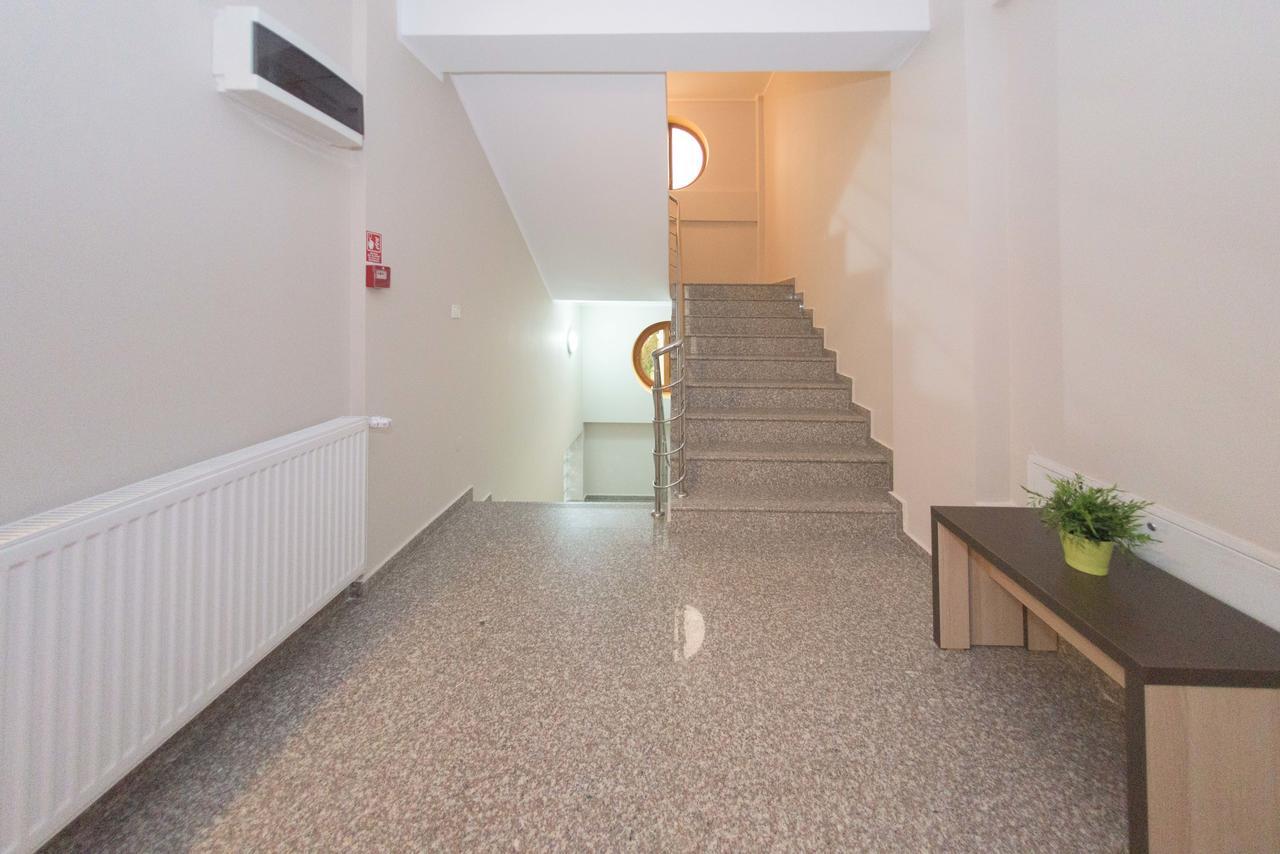 Hotel Promenada ママイア エクステリア 写真